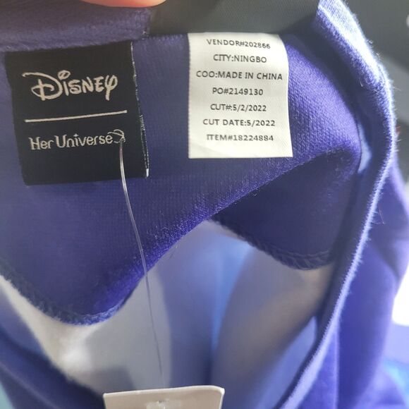NEW Disney XS sweatshirt Her Universe Cinderella juniors princess castle $59 - Picture 11 of 14